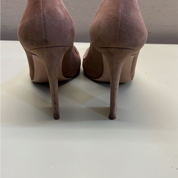 Gianvito Rossi Brown High Block Heel Pumps - Picture 5 of 12